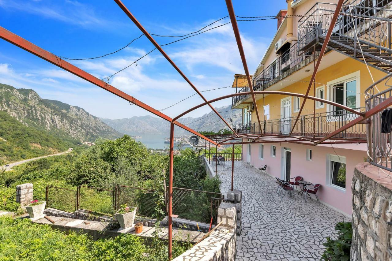 Apartments Vidikovac Inn Котор Экстерьер фото